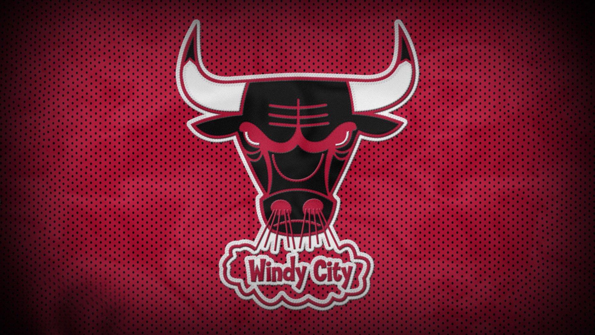 奥比-马丁首秀陷挣扎，全场仅18次触球，进攻端哑火引质疑