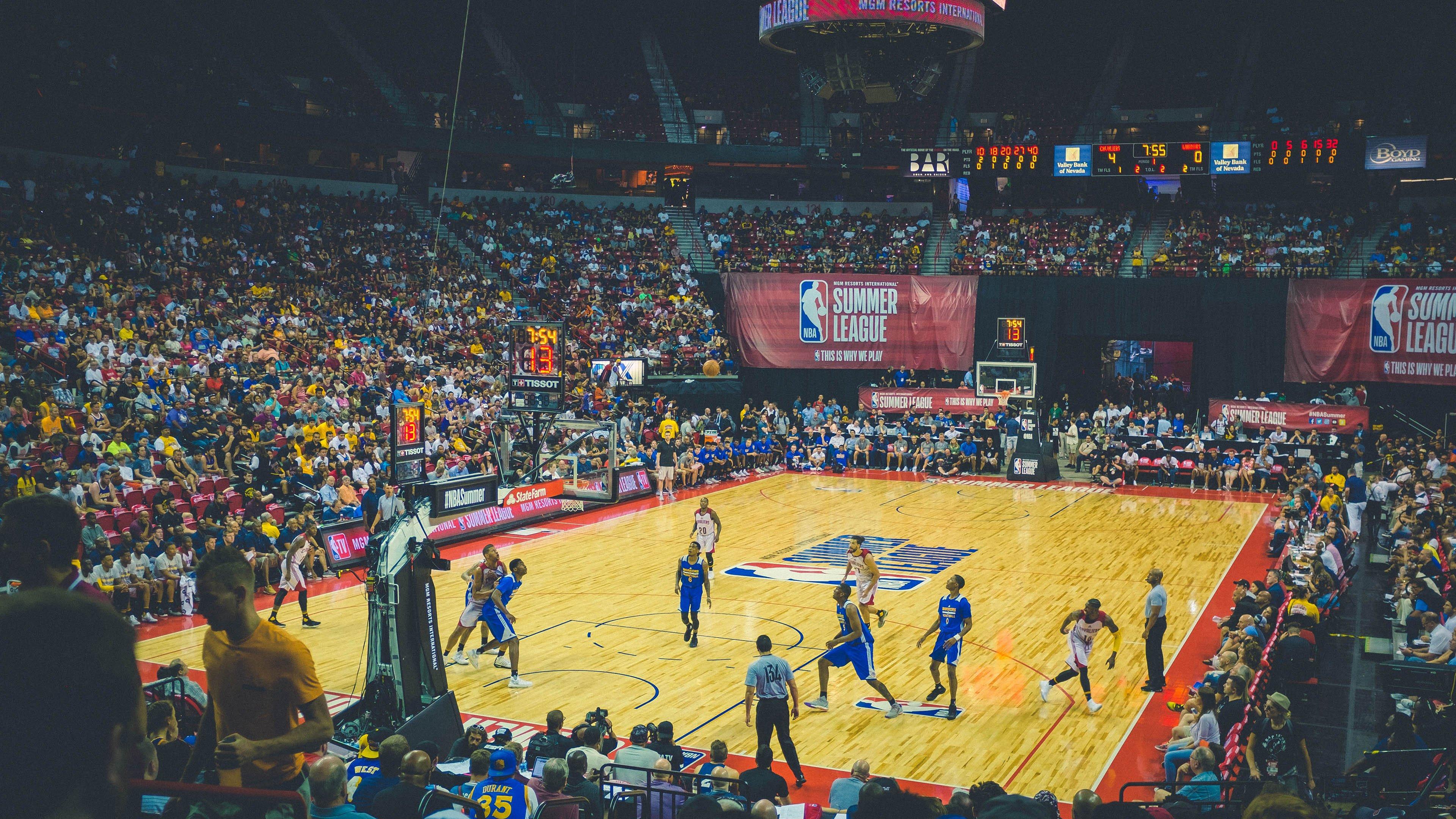 骑士折戟次轮，米切尔坦言，打成这样肯定会被媒体喷死